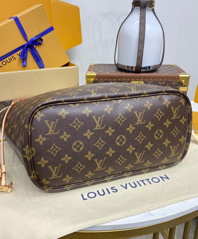 Louis Vuitton Neverfull Bandouliere Inside Out MM M12257 Peachblow